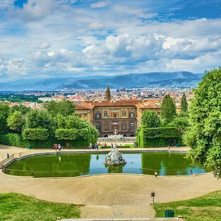 Apartment Florentine Palazzo,4 Bedrooms,historic Center Florence